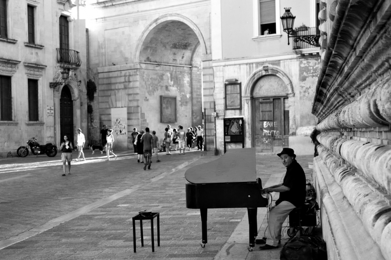 Clicca per l'immagine full size