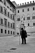 Nome File=SIENA_2.jpg
Dimensione File=236KB
Dimensioni=533x800
Data aggiunta=Feb 21, 2007 SIENA_2.jpg