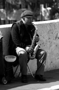 Nome File=sax.jpg
Dimensione File=169KB
Dimensioni=533x800
Data aggiunta=Apr 16, 2007 sax.jpg
