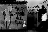 Nome File=moneykillyou_.jpg
Dimensione File=382KB
Dimensioni=1024x683
Data aggiunta=Ott 25, 2012 moneykillyou_.jpg