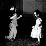 Nome File=bambini-danzanti-1.jpg
Dimensione File=331KB
Dimensioni=800x800
Data aggiunta=Lug 24, 2007 bambini-danzanti-1.jpg