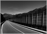Nome File=il_muro.jpg
Dimensione File=93KB
Dimensioni=800x592
Data aggiunta=Ott 28, 2007 il_muro.jpg