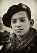 Nome File=littlesoldier.jpg
Dimensione File=299KB
Dimensioni=627x900
Data aggiunta=Set 11, 2011 littlesoldier.jpg