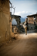 Nome File=terremoto-abruzzo-o58.jpg
Dimensione File=174KB
Dimensioni=500x750
Data aggiunta=Mag 25, 2009 terremoto-abruzzo-o58.jpg