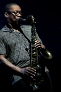 Nome File=Ravi_Coltrane_900_DSC05405.jpg
Dimensione File=287KB
Dimensioni=600x900
Data aggiunta=Set 17, 2010 Ravi_Coltrane_900_DSC05405.jpg