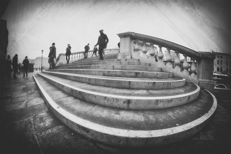 Clicca per l'immagine full size