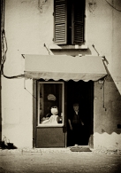 Nome File=sullaporta.jpg
Dimensione File=381KB
Dimensioni=566x800
Data aggiunta=Giu 19, 2009 sullaporta.jpg