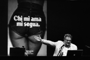 Nome File=il_maestro_(oliviero_toscani).jpg
Dimensione File=199KB
Dimensioni=800x539
Data aggiunta=Mag 31, 2008 il_maestro_(oliviero_toscani).jpg