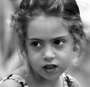 Nome File=Bimba_b.jpg
Dimensione File=283KB
Dimensioni=700x680
Data aggiunta=Feb 01, 2008 Bimba_b.jpg