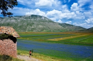 Nome File=Castelluccio.jpg
Dimensione File=293KB
Dimensioni=1024x678
Data aggiunta=Ago 25, 2017 Castelluccio.jpg