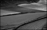 Nome File=Geometrie_agresti~0.jpg
Dimensione File=136KB
Dimensioni=908x585
Data aggiunta=Gen 07, 2009 Geometrie_agresti~0.jpg