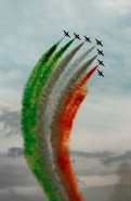 Nome File=freccia_di_freccie____tricolori!!.jpg
Dimensione File=137KB
Dimensioni=590x899
Data aggiunta=Mag 19, 2008 freccia_di_freccie____tricolori!!.jpg