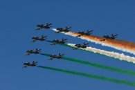 Nome File=frecce_tricolori_342.jpg
Dimensione File=101KB
Dimensioni=900x600
Data aggiunta=Giu 15, 2009 frecce_tricolori_342.jpg