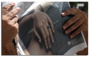 Nome File=La_3_mano.JPG
Dimensione File=226KB
Dimensioni=740x473
Data aggiunta=Mag 05, 2008 La_3_mano.JPG