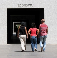 economia.jpg economia.jpg