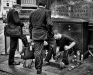 Nome File=shoeshine_MM_.jpg
Dimensione File=476KB
Dimensioni=982x800
Data aggiunta=Feb 19, 2024 shoeshine_MM_.jpg