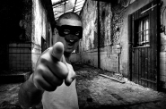 Nome File=You!!!_web.jpg
Dimensione File=176KB
Dimensioni=900x598
Data aggiunta=Giu 15, 2010 You!!!_web.jpg