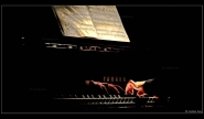 Nome File=pianohands_2_resres.jpg
Dimensione File=271KB
Dimensioni=1200x703
Data aggiunta=Giu 04, 2012 pianohands_2_resres.jpg