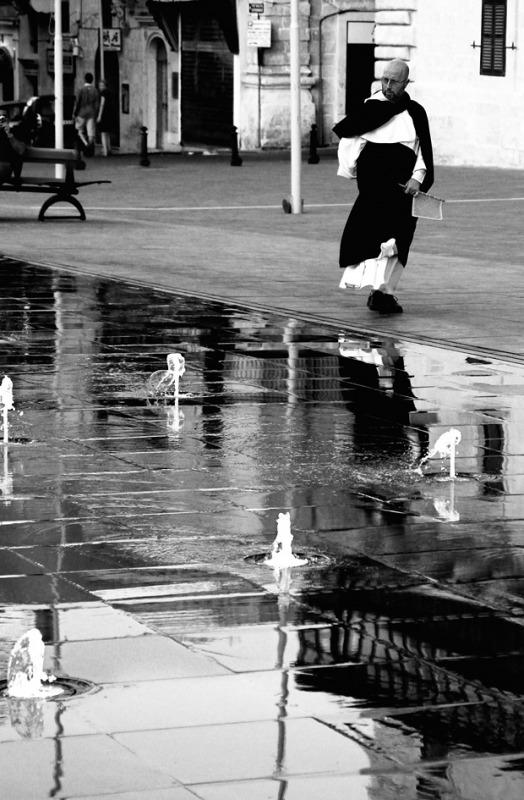 Clicca per l'immagine full size