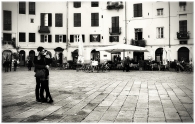 Nome File=romantica_Lucca.jpg
Dimensione File=391KB
Dimensioni=800x512
Data aggiunta=Nov 18, 2009 romantica_Lucca.jpg