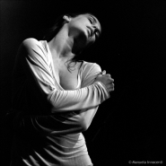 Nome File=dance-glam.jpg
Dimensione File=206KB
Dimensioni=640x640
Data aggiunta=Lug 15, 2008 dance-glam.jpg