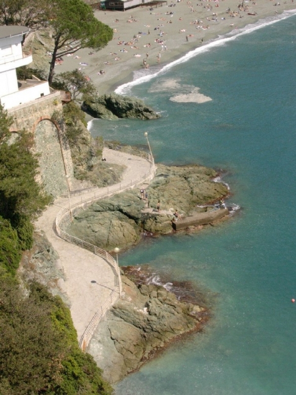 Clicca per l'immagine full size