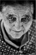 Nome File=RITRATTO-DI-MARIA.jpg
Dimensione File=70KB
Dimensioni=468x700
Data aggiunta=Mag 25, 2012 RITRATTO-DI-MARIA.jpg