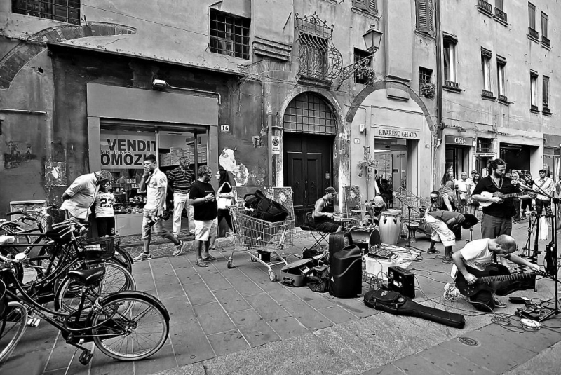 Clicca per l'immagine full size