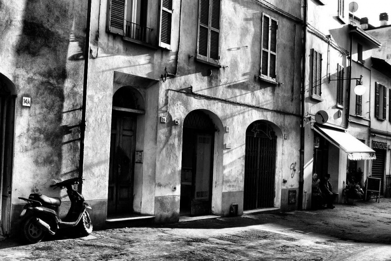 Clicca per l'immagine full size