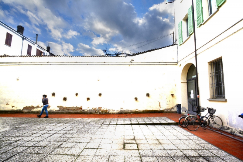 Clicca per l'immagine full size