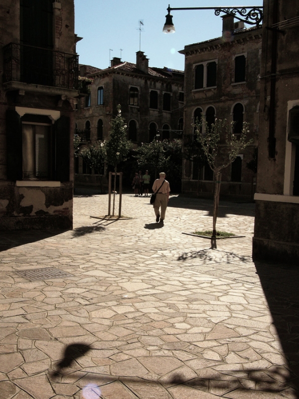 Clicca per l'immagine full size