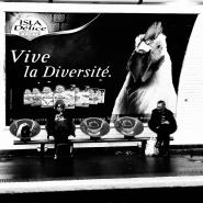 Nome File=Vive_la_diversitè.jpg
Dimensione File=336KB
Dimensioni=900x900
Data aggiunta=Lug 19, 2012 Vive_la_diversitè.jpg