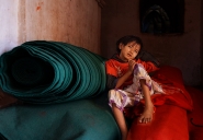 ©_Saro_Di_Bartolo_myanmar_birmania_burma_children_carpets_bambini_DSC06023d-1200mm3-.jpg