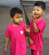 ©_Saro_Di_Bartolo_myanmar_birmania_burma_children_play_bambini_DSC02096e_1024mm-.jpg