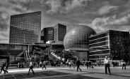 La_Défense_HDR_BW_MM.jpg