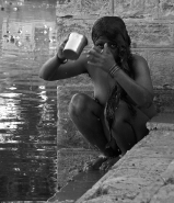 Giulietta_Mora_Bagno_Sacro1036----ok2_bnn_1024.jpg Giulietta_Mora_Bagno_Sacro1036----ok2_bnn_1024.jpg