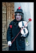 Nome File=violinista-floreale.jpg
Dimensione File=299KB
Dimensioni=680x1000
Data aggiunta=Mar 12, 2011 violinista-floreale.jpg