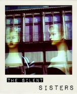 Nome File=thesilentsisters.jpg
Dimensione File=145KB
Dimensioni=600x727
Data aggiunta=Feb 20, 2011 thesilentsisters.jpg