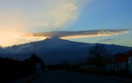 Nome File=Etna-al-tramonto-.jpg
Dimensione File=215KB
Dimensioni=950x604
Data aggiunta=Nov 02, 2011 Etna-al-tramonto-.jpg