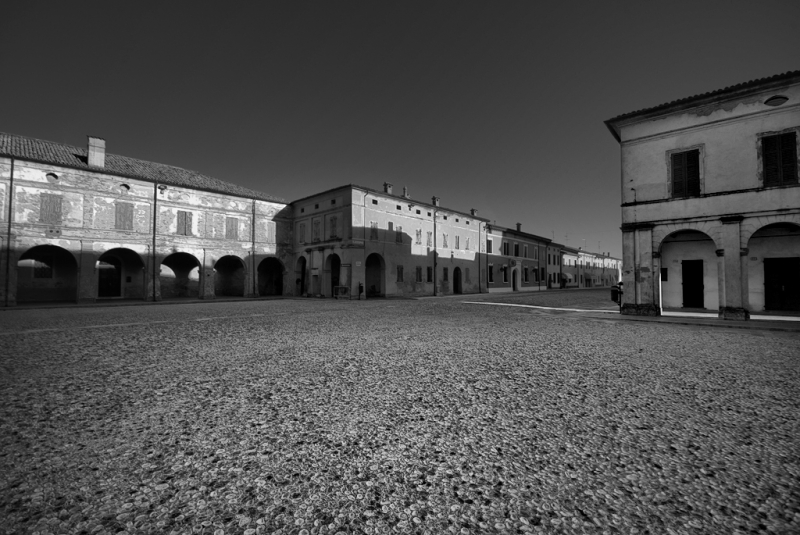 Clicca per l'immagine full size