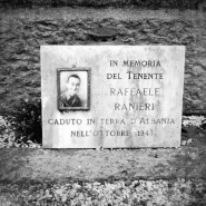 Nome File=5-MEMORIE.jpg
Dimensione File=361KB
Dimensioni=1024x1024
Data aggiunta=Feb 05, 2014 5-MEMORIE.jpg
