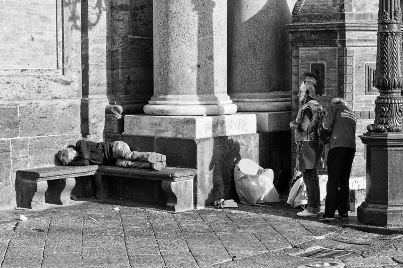 Clicca per l'immagine full size