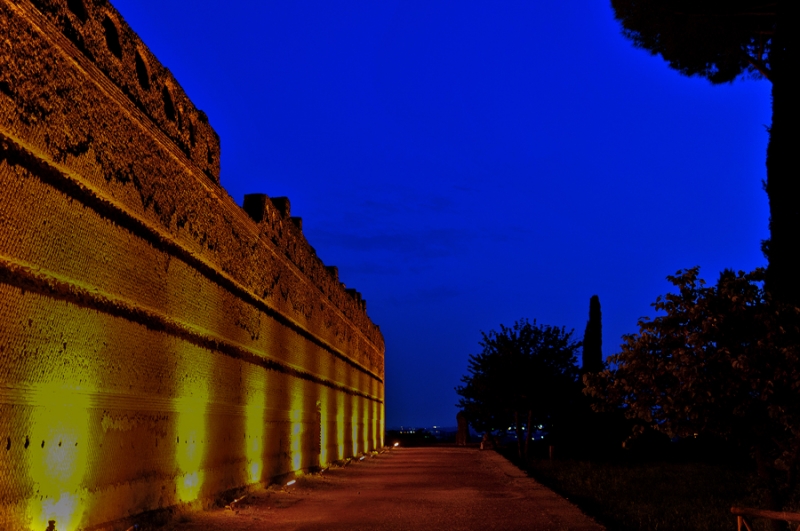 Clicca per l'immagine full size