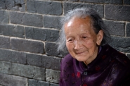 Nonna_cinese.jpg Nonna_cinese.jpg