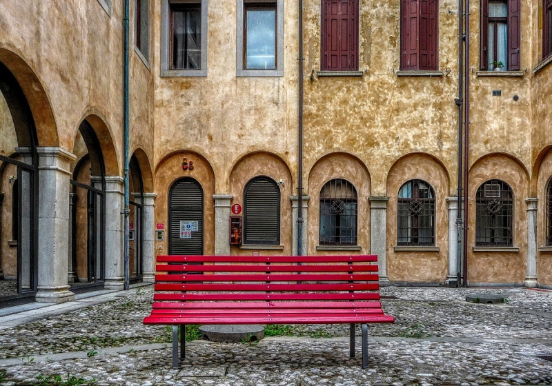 Clicca per l'immagine full size