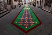 Nome File=TAPPETI_CAMAIORE_2015_4.jpg
Dimensione File=461KB
Dimensioni=1200x806
Data aggiunta=Giu 07, 2015 TAPPETI_CAMAIORE_2015_4.jpg