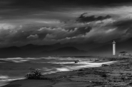 Nome File=il_faro.jpg
Dimensione File=434KB
Dimensioni=1200x800
Data aggiunta=Mag 06, 2015 il_faro.jpg