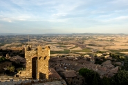 Nome File=vista-da-montalcino.jpg
Dimensione File=593KB
Dimensioni=1200x800
Data aggiunta=Set 18, 2016 vista-da-montalcino.jpg