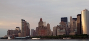 Nome File=new_york_in_solitaria-------.jpg
Dimensione File=144KB
Dimensioni=800x375
Data aggiunta=Set 14, 2014 new_york_in_solitaria-------.jpg