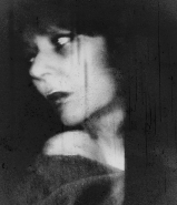 Nome File=melodrammaticità .jpg
Dimensione File=238KB
Dimensioni=1032x1200
Data aggiunta=Gen 07, 2017 melodrammaticità .jpg